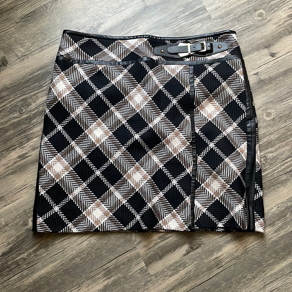 White House, Black market, size 10 skirt.